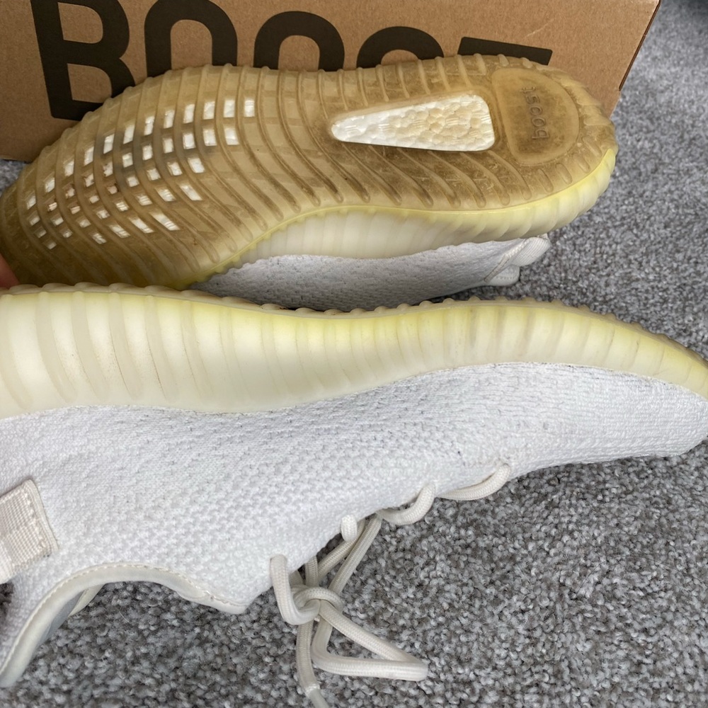 adidas Yeezy Boost 350 V2 Cream/Triple White 9.5 - Picture 7 of 8